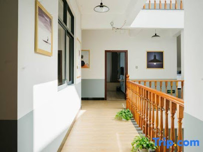 Wuyishan Half Mountain and Half Water (Zen culture theme) Hotel