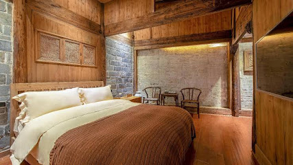 Floral Lux Hotel Yishu Yijia Cultural Station