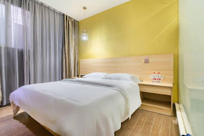Seven Orange Hotel