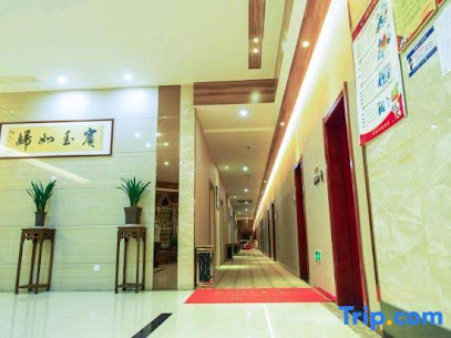 Fenghuang Huating Hostel
