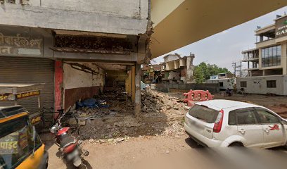 Kanha Hotel And Loudge