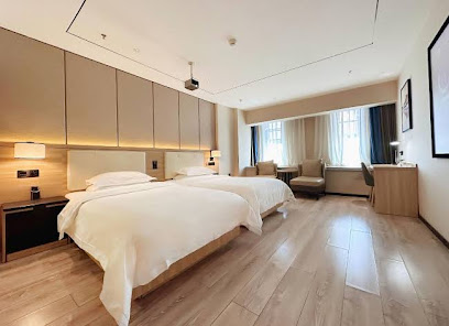 H Hotel