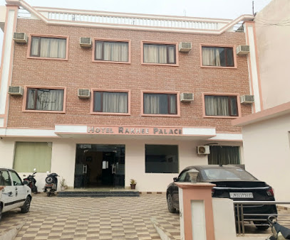 Hotel Rakhee Palace