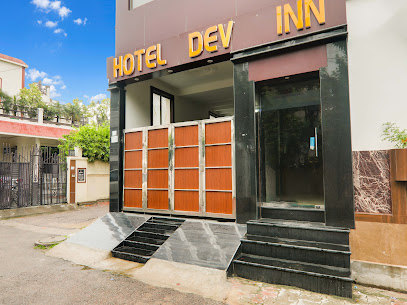 OYO Hotel Dev Inn