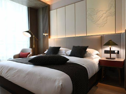 Yatong Lvhai Hotel