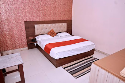 Hotel Party Mansion - Budget Double Room