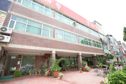 Capital O Sarao Hotel