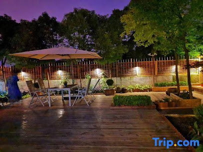 Liuniange Boutique Hostel