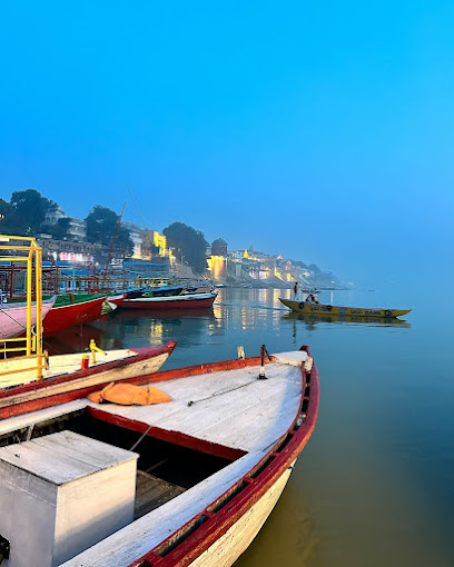 Rainbow Inn (Best and Budget Guest House in Varanasi)