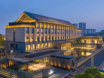 Wuhu Malson New Century Hotel