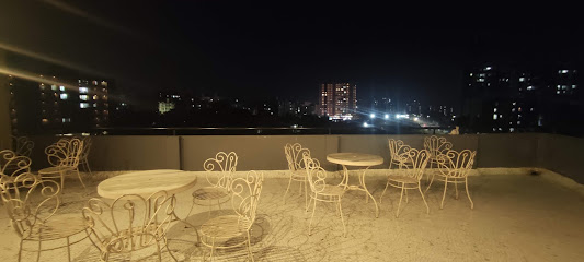 OYO Townhouse 187 Ny Square Vandematram
