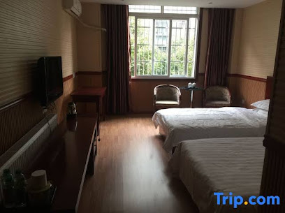 Yilong Fulide Hotel