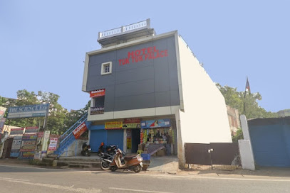 Super OYO 67309 Hotel Tuk Tuk Palace