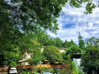 Emei Bamboo Hills Sitang Hostel