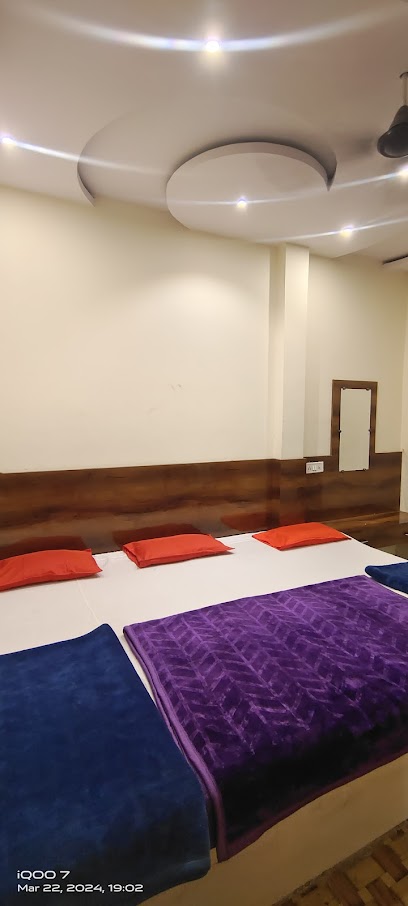 Hotel Shiv Ganga Palace