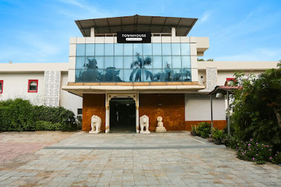 Super Collection O by OYO Bhiwadi