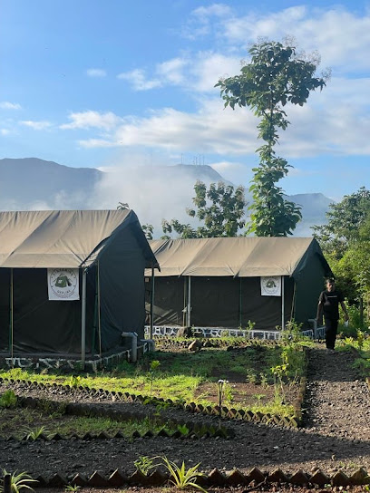 Streaming Offline - A riverside glamping experience