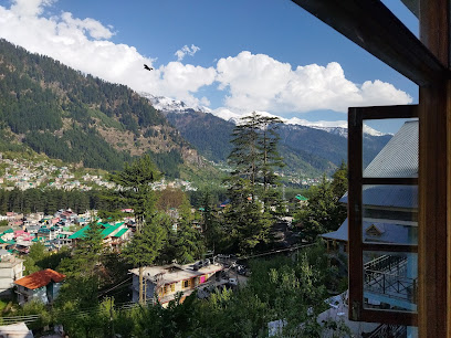 Hotel Mountain Trail Manali