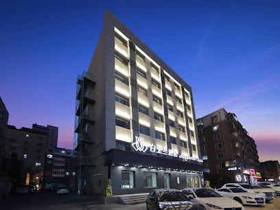 Magnolia Hotel