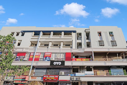 OYO Hotel Udhana Inn