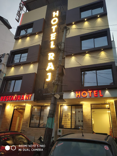 Hotel Raj