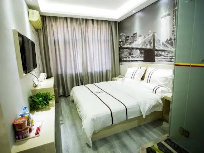 速８酒店巴彦淖尔火车站国泰店