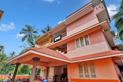 OYO Flagship Vintage Tourist Home
