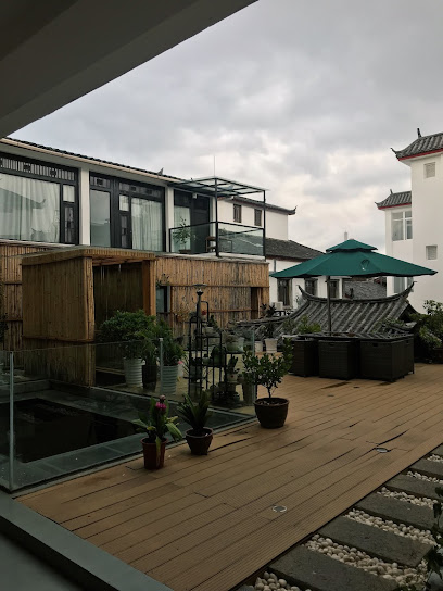 Lijiang Gemmer Hotel