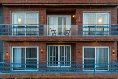Alaya Stays by ELIVAAS Skyline - Apartment in Kasauli | 3 BHK Apartment with Scenic Views
