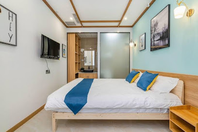 HaiDaiQingShe Guesthouse