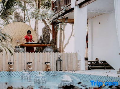 Lucky Clover Hotel