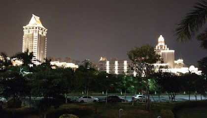 厦门集美大学亚朵酒店