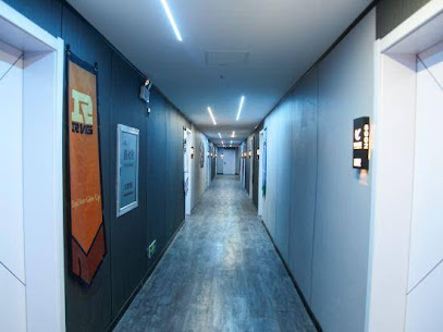 Yunlong E-sports Hotel