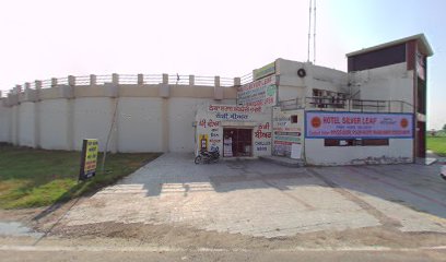 Hotel silver leaf Bar And Restaurant