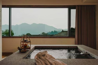 Emeishan XiaoshanQing Luxury Resort