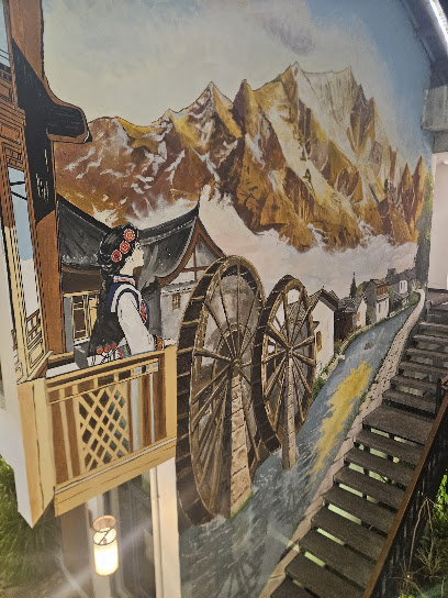 Lijiang ancient city YunShang Huakai viewing Inn
