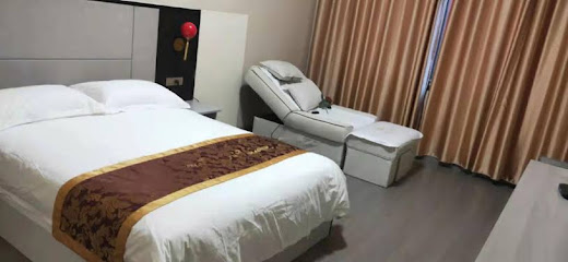 Badong Yanduhe Business Hotel