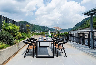 Zhangjiajie Yunxi Scenic Hotel
