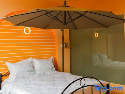 夏木河畔花园酒店