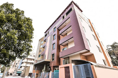 Capital O 4535 Hotel Uma Palace