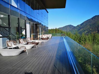 Huatian Inn, Blackstone Park, Table Mountain