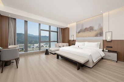 LANDISON PLAZA HOTEL