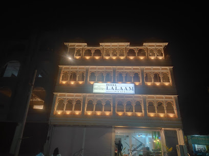 Hotel Lalaam Palace