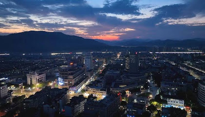 德清市中心余英坊轻居酒店