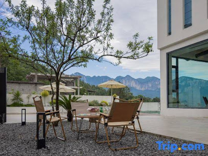 On homestay in Enshi