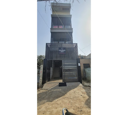 Gaurav Inn