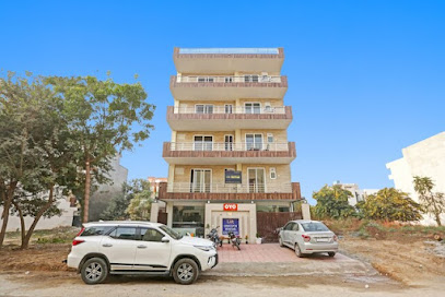 Hotel O Unicorn Rooms Near Omaxe Celebration Mall