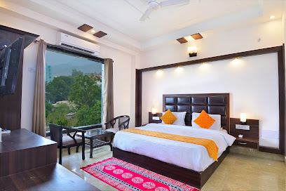LA Riqueza Heritage Rishikesh Hotel