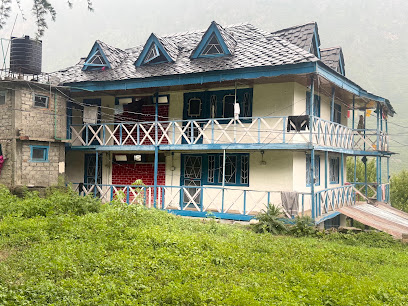 Capital mud house