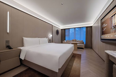 Crystal Hotel Qingdao Badaguan